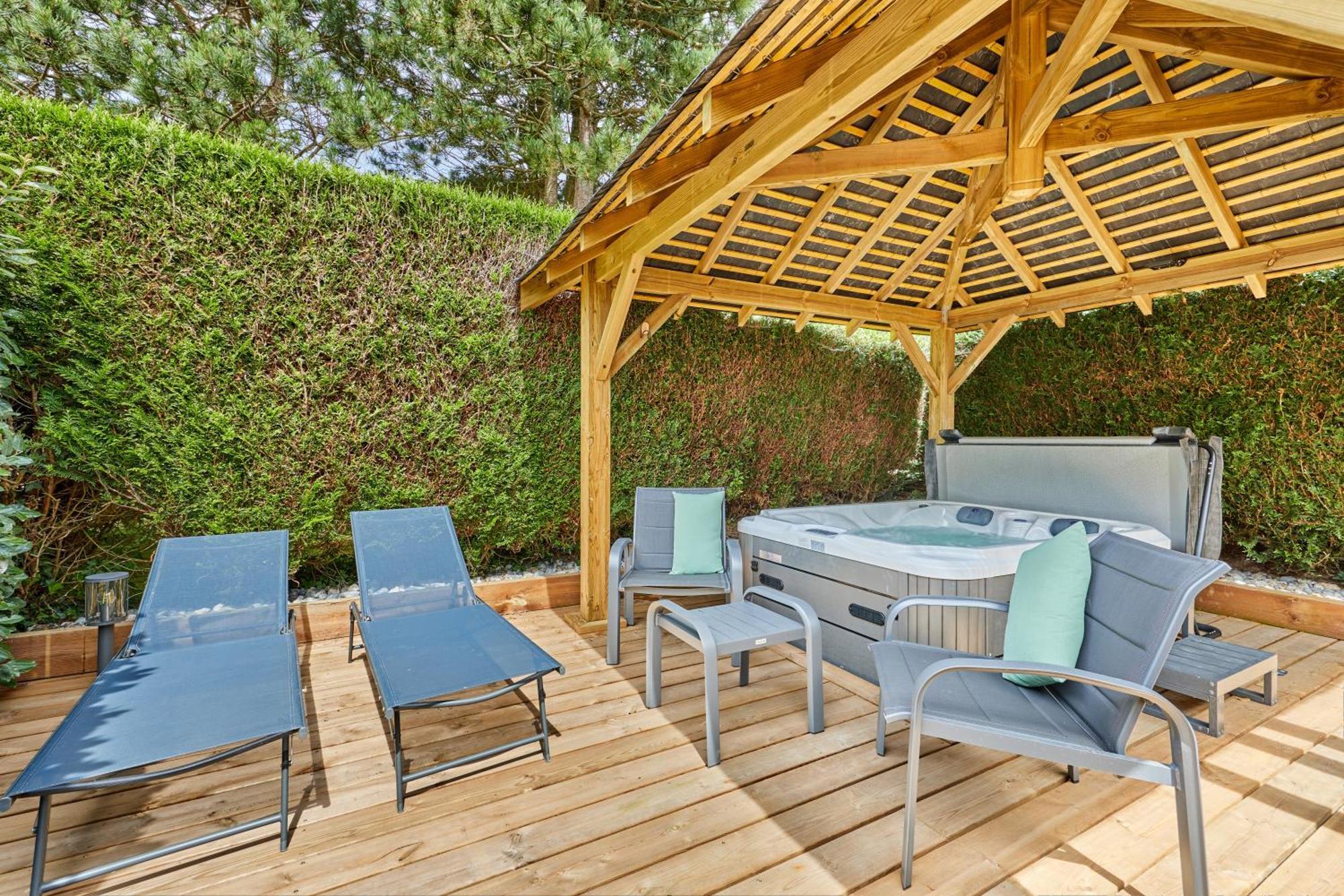 Domaine Du Gros Chene - Terrasses Avec Jacuzzis Privatifs Διαμέρισμα Ablon Εξωτερικό φωτογραφία